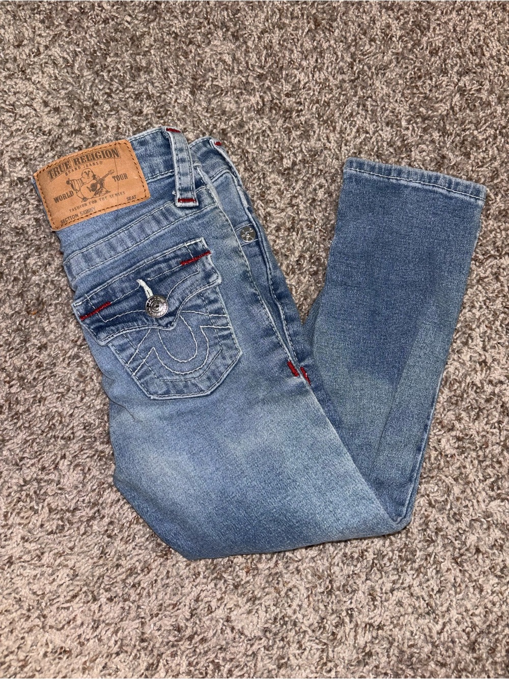 True Religion TODDLER GIRLS  Medium Blue Skinny Jeans with Red Accents 4t